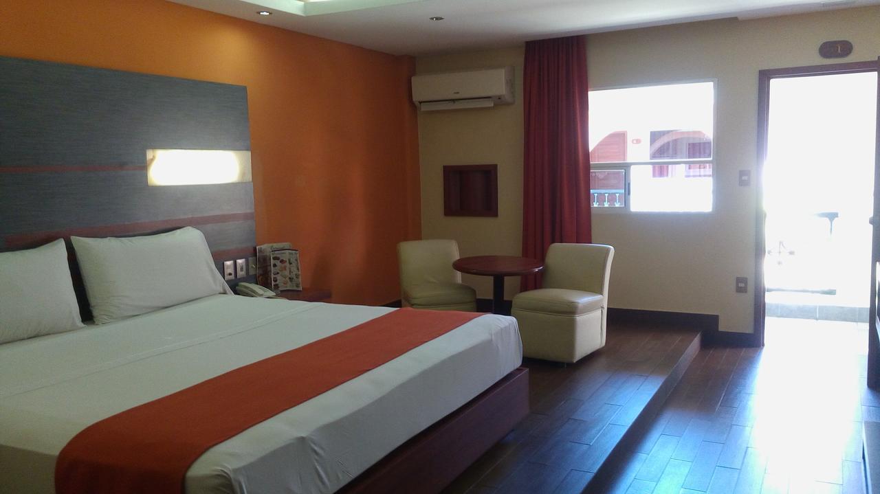 Autohotel Villamagna Villahermosa Exteriör bild